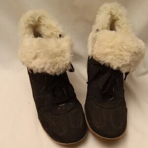 Justice Black White Girls Size 8 Winter Boots with Cozy Plush Lining  faux suede